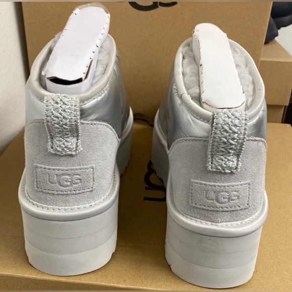 UGG ULTRA MINI PLATFORM HI SHINE - Picture 3 of 3